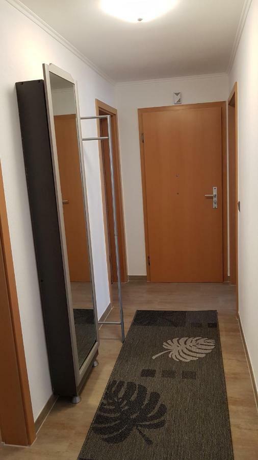 Outletcity Ferienwohnung Apartment 2 Metzingen  Exteriör bild